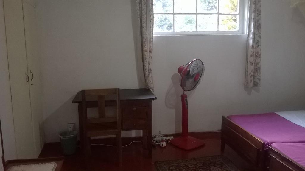 Lake Bungalow Hotel Kandy Luaran gambar